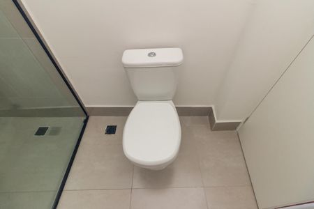 Studio para alugar com 30m², 1 quarto e sem vaga Studio para alugar com 30m², 1 quarto e sem vagaBanheiro