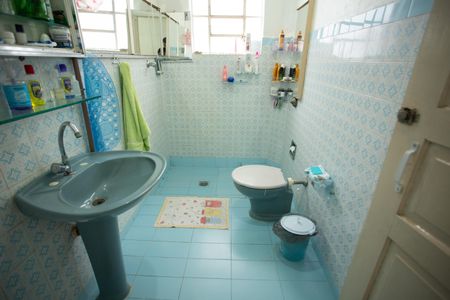 Casa à venda com 95m², 2 quartos e 1 vagaBanheiro Social