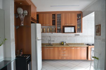 Apartamento à venda com 77m², 2 quartos e 2 vagasCozinha