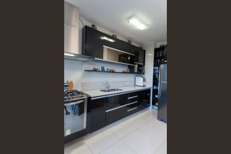 Apartamento para alugar com 75m², 2 quartos e 2 vagasCozinha