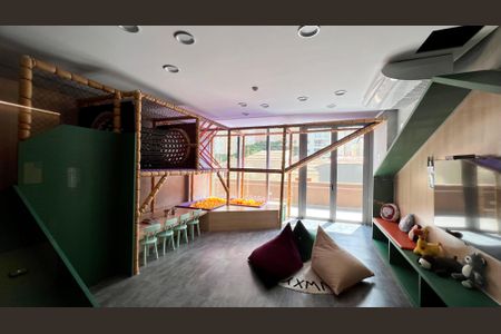 Studio à venda com 24m², 1 quarto e sem vaga Studio à venda com 24m², 1 quarto e sem vagaBrinquedoteca