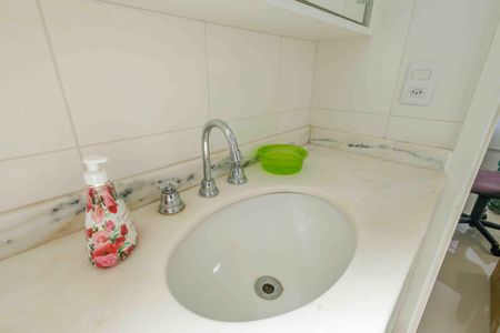 Apartamento à venda com 107m², 3 quartos e 2 vagasBanheiro das Suítes Canadenses