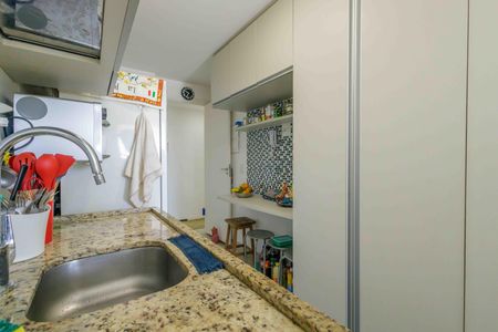 Apartamento à venda com 107m², 3 quartos e 2 vagasCozinha