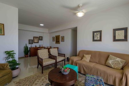 Apartamento à venda com 107m², 3 quartos e 2 vagasSala