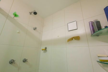 Apartamento à venda com 107m², 3 quartos e 2 vagasBanheiro da Suíte