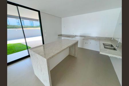 Casa à venda com 529m², 5 quartos e 6 vagasCozinha
