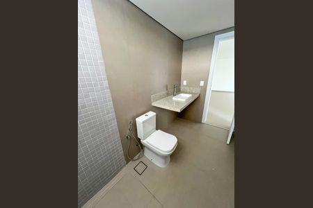 Casa à venda com 529m², 5 quartos e 6 vagasBanheiro 3