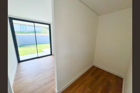 Casa à venda com 529m², 5 quartos e 6 vagasSuíte 2