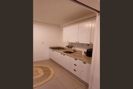 Apartamento para alugar com 94m², 3 quartos e 2 vagasCozinha