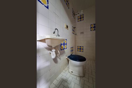 Casa à venda com 550m², 5 quartos e 2 vagasBanheiro de serviço