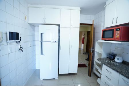 Apartamento para alugar com 90m², 3 quartos e 2 vagas Apartamento para alugar com 90m², 3 quartos e 2 vagasCozinha
