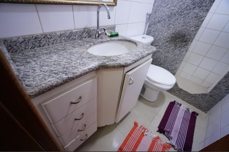Apartamento para alugar com 90m², 3 quartos e 2 vagas Apartamento para alugar com 90m², 3 quartos e 2 vagasBanheiro da Suíte