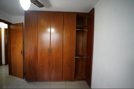 Apartamento para alugar com 90m², 3 quartos e 2 vagas Apartamento para alugar com 90m², 3 quartos e 2 vagasQuarto 2
