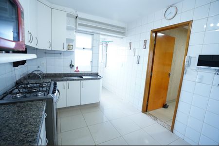Apartamento para alugar com 90m², 3 quartos e 2 vagas Apartamento para alugar com 90m², 3 quartos e 2 vagasCozinha