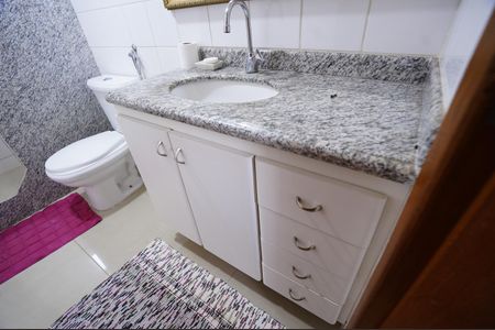 Apartamento para alugar com 90m², 3 quartos e 2 vagas Apartamento para alugar com 90m², 3 quartos e 2 vagasBanheiro