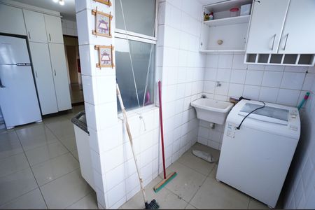 Apartamento para alugar com 90m², 3 quartos e 2 vagas Apartamento para alugar com 90m², 3 quartos e 2 vagasÁrea de Serviço