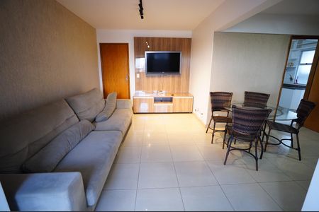 Apartamento para alugar com 90m², 3 quartos e 2 vagas Apartamento para alugar com 90m², 3 quartos e 2 vagasSala