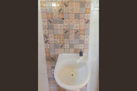 Casa para alugar com 55m², 2 quartos e sem vagaBanheiro