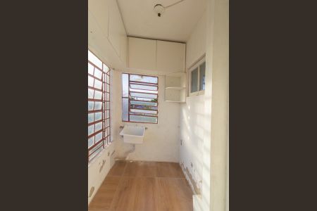 Casa para alugar com 55m², 2 quartos e sem vagaBanheiro
