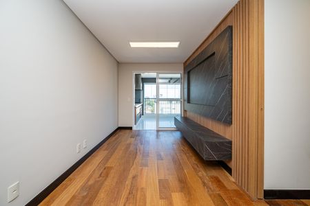 Apartamento à venda com 67m², 2 quartos e 1 vagaSala