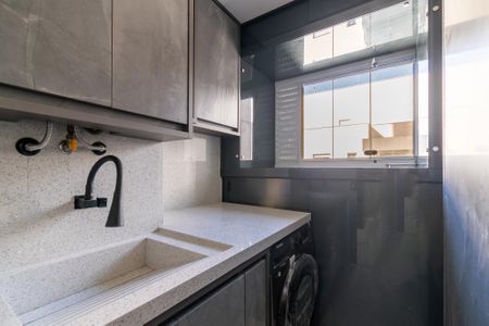 Apartamento à venda com 67m², 2 quartos e 1 vagaÁrea de Serviço