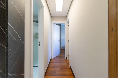Apartamento à venda com 67m², 2 quartos e 1 vagaCorredor