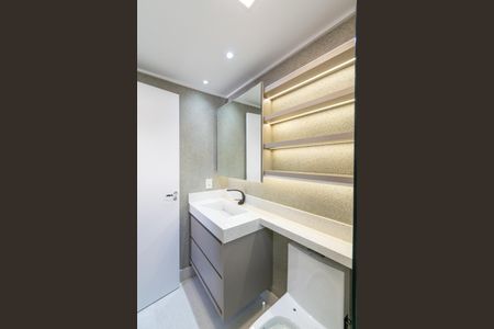 Apartamento à venda com 67m², 2 quartos e 1 vagaBanheiro da Suíte