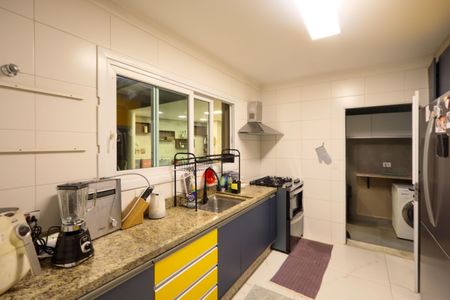 Casa de condomínio à venda com 257m², 4 quartos e 2 vagas Casa de condomínio à venda com 257m², 4 quartos e 2 vagasCozinha