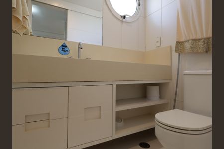 Apartamento para alugar com 180m², 3 quartos e 3 vagasBanheiro da Suíte 2