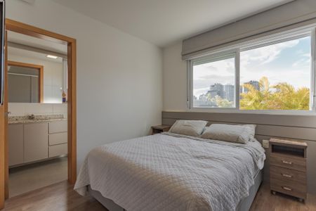 Apartamento à venda com 180m², 3 quartos e 2 vagasSuíte