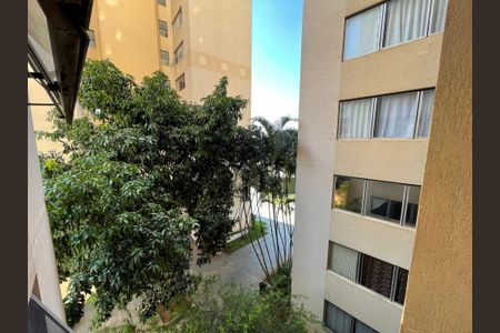 Apartamento à venda com 46m², 2 quartos e 1 vaga Apartamento à venda com 46m², 2 quartos e 1 vagaVista