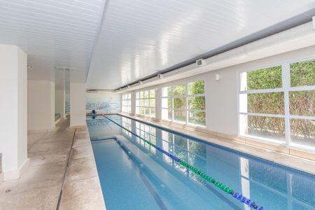 Apartamento à venda com 73m², 2 quartos e 2 vagasÁrea Comum - Piscina Coberta