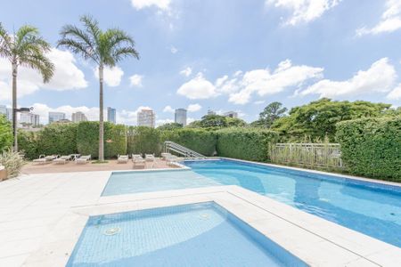 Apartamento à venda com 73m², 2 quartos e 2 vagasÁrea Comum - Piscina