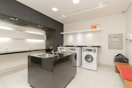 Apartamento à venda com 73m², 2 quartos e 2 vagasÁrea Comum - Lavanderia