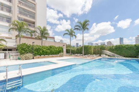 Apartamento à venda com 73m², 2 quartos e 2 vagasÁrea Comum - Piscina