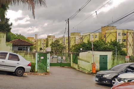 Apartamento para alugar com 55m², 2 quartos e 1 vaga Apartamento para alugar com 55m², 2 quartos e 1 vagaFachada