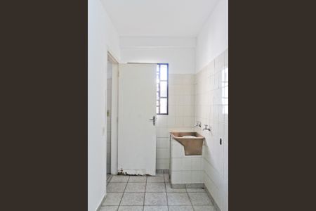 Casa para alugar com 80m², 2 quartos e sem vagaÁrea de Serviço