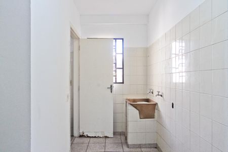 Casa para alugar com 80m², 2 quartos e sem vagaÁrea de Serviço