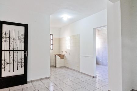 Casa para alugar com 80m², 2 quartos e sem vagaSala
