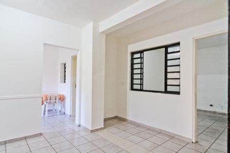 Casa para alugar com 80m², 2 quartos e sem vagaSala