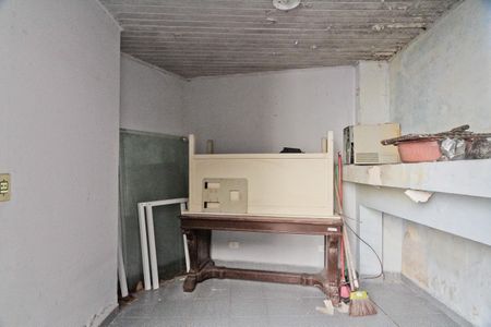 Casa para alugar com 80m², 2 quartos e sem vagaEdícula