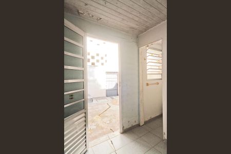 Casa para alugar com 80m², 2 quartos e sem vagaEdícula