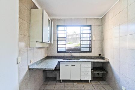 Casa para alugar com 80m², 2 quartos e sem vagaCozinha