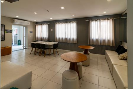 Apartamento à venda com 35m², 2 quartos e sem vagaÁrea comum - Salão de festas