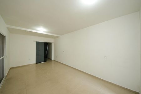 Casa para alugar com 130m², 3 quartos e 3 vagas Casa para alugar com 130m², 3 quartos e 3 vagasCozinha