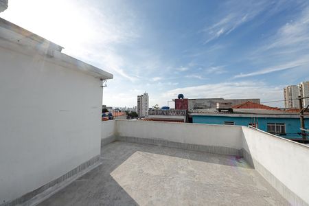 Casa para alugar com 130m², 3 quartos e 3 vagas Casa para alugar com 130m², 3 quartos e 3 vagasTerraço