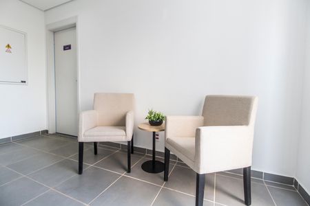 Apartamento para alugar com 42m², 2 quartos e 1 vaga Apartamento para alugar com 42m², 2 quartos e 1 vagaHall social