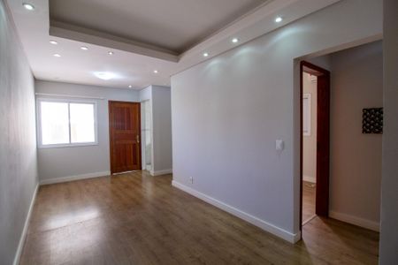 Casa de condomínio para alugar com 110m², 3 quartos e 2 vagasSala