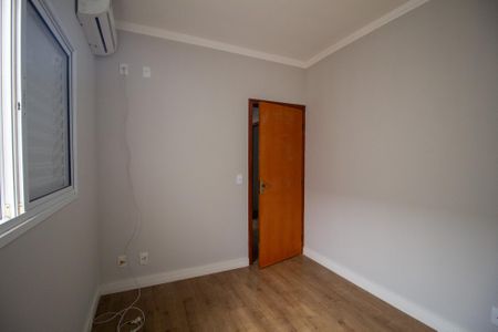 Casa de condomínio para alugar com 110m², 3 quartos e 2 vagasQuarto 2