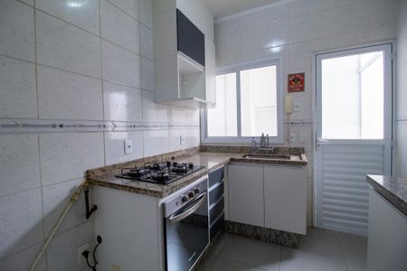 Casa de condomínio para alugar com 110m², 3 quartos e 2 vagasCozinha